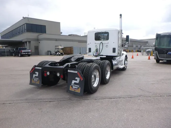 2020 Peterbilt 579