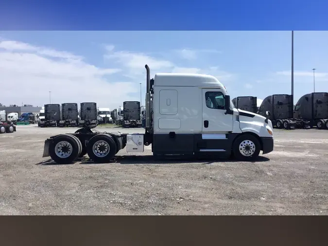 2022 Freightliner Cascadia 1267a3f90257b422e8f819557bacbc64f6b