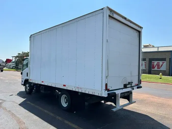 2019 ISUZU NPR-HD