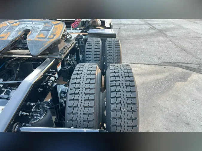 2021 Freightliner Cascadia 1267a44e1da57aa62e38b9053cb8bab0aca