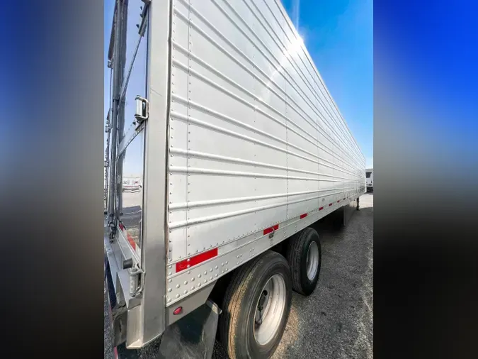 2018 UTILITY VS2RA7a455b17f84666c74c6ab90b7e6cd1a7
