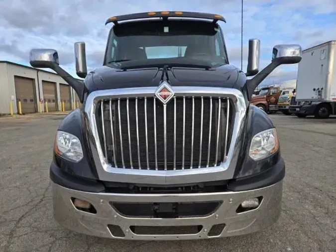 2021 International LT625