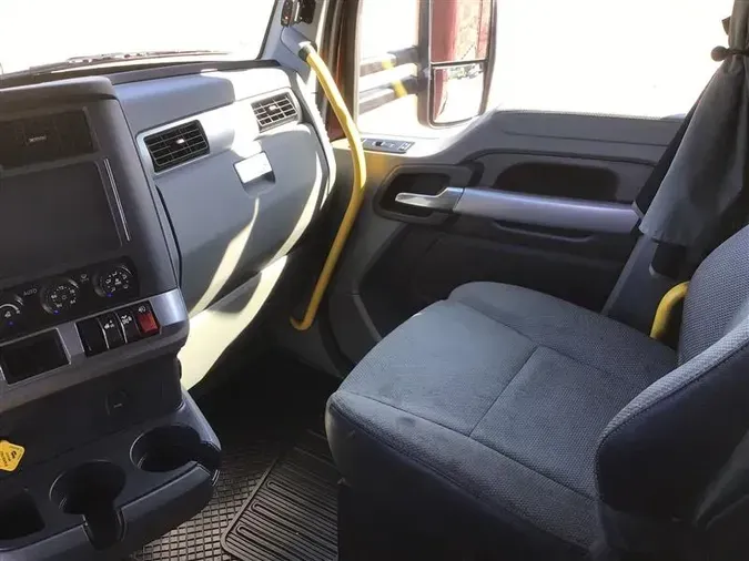 2021 KENWORTH T680