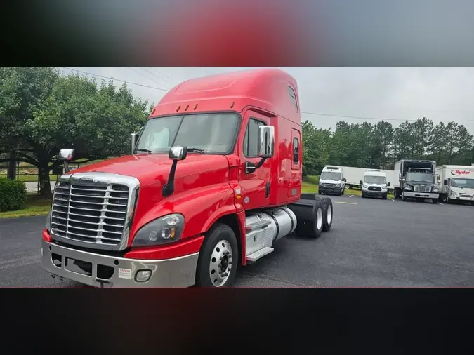 2019 FREIGHTLINER CASCADIA 1257a4e82c9082e01cb6f88314a2dc68e1e
