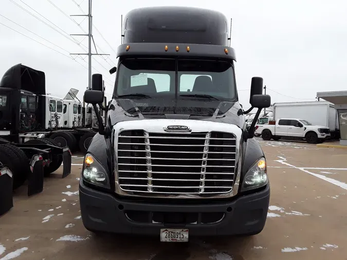 2019 FREIGHTLINER/MERCEDES CASCADIA 125