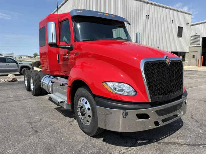 2027 International LT6257a503a5994a37028768dd5b124875870