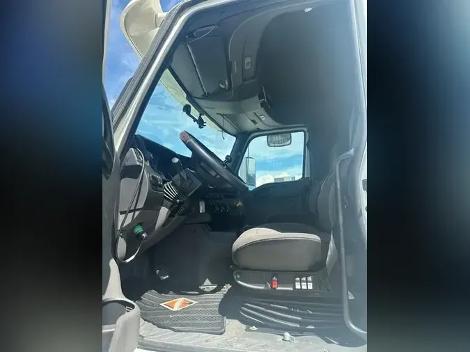 2024 International LT625