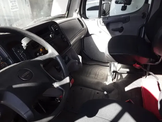 2018 FREIGHTLINER/MERCEDES M2 1067a5af11c92ad5688a4cde04832bae0ca