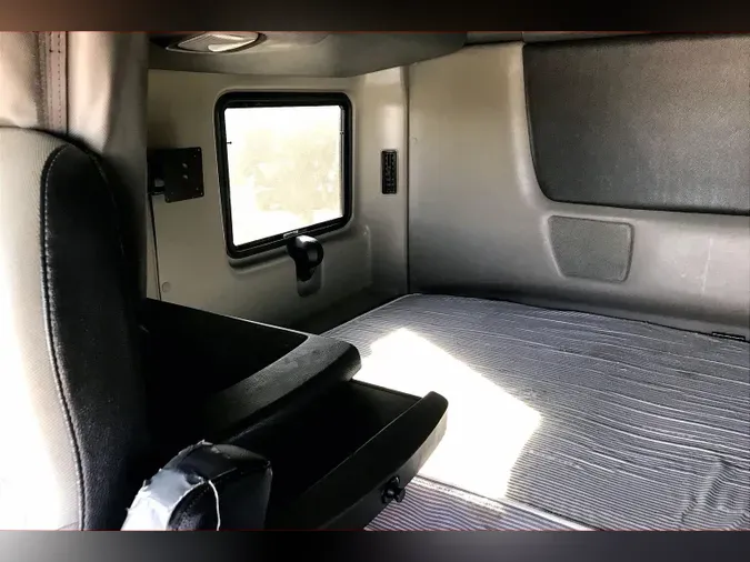 2023 INT LT625 6X47a5de85fb174bf20cae2d9d1fe2e92f7