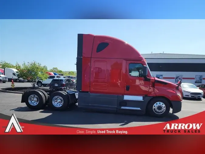 2022 FREIGHTLINER CA126