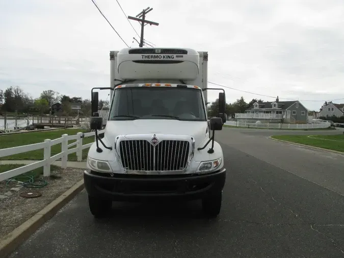 2011 INTERNATIONAL 4300