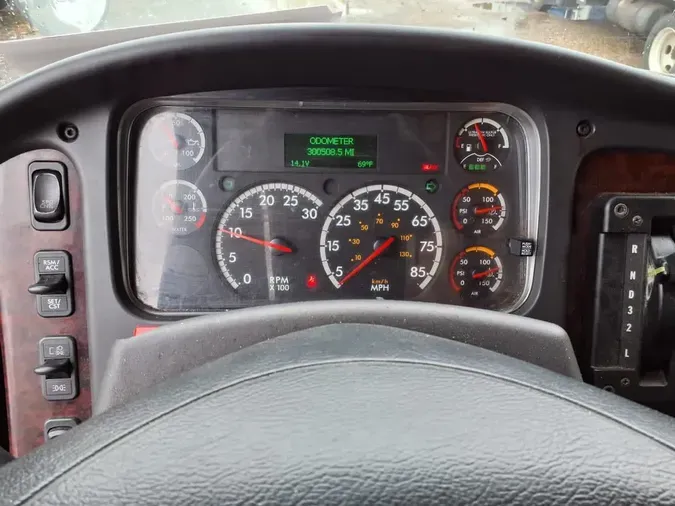 2018 FREIGHTLINER M2 1067a621685b007fb24dd44eaeadd82c46d