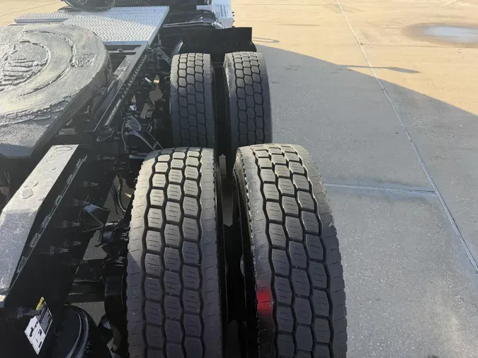2023 Peterbilt 579
