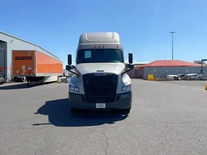 2023 Freightliner Cascadia