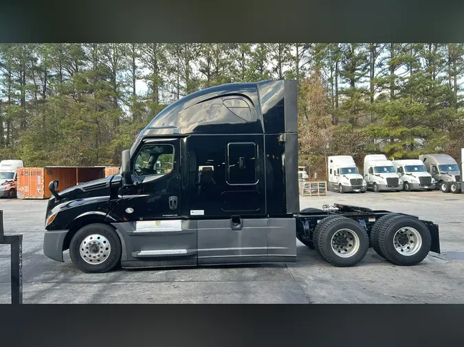 2022 Freightliner Cascadia 1267a64cb20d99b477fb369d0a157b65cab