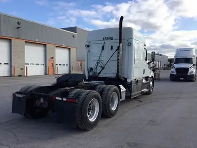 2020 Freightliner Cascadia