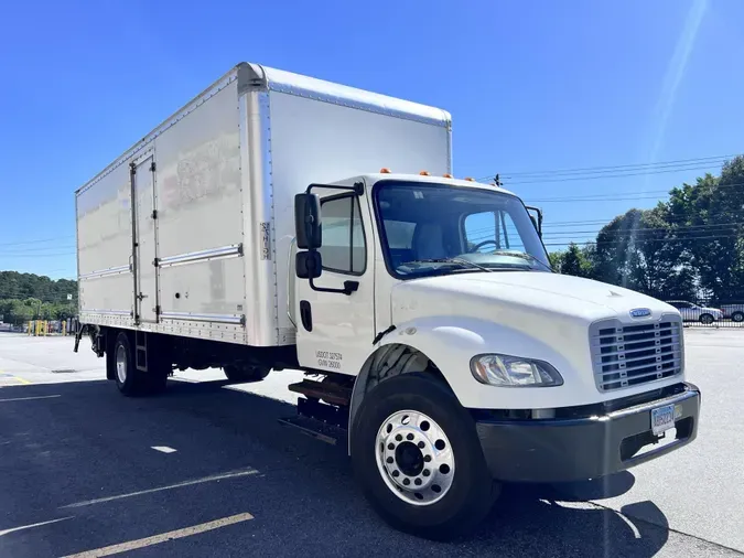 2018 Freightliner Business Class M2 106