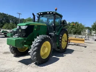 2018 JOHN DEERE 6215R