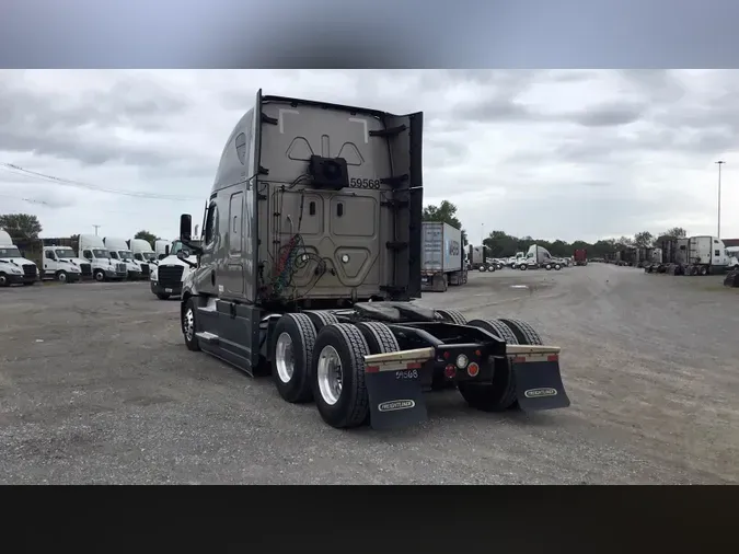 2023 Freightliner Cascadia 126