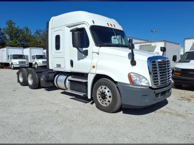 2018 FREIGHTLINER/MERCEDES CASCADIA 125