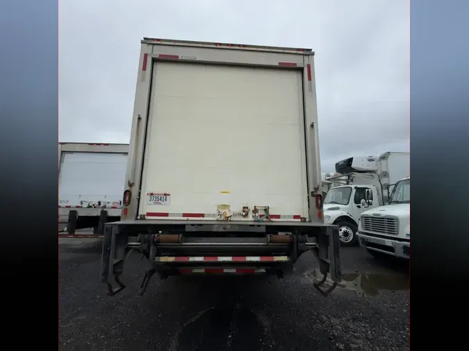 2019 FREIGHTLINER M2 106