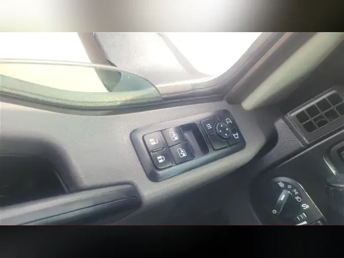 2020 INTERNATIONAL LT625