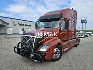 2022 VOLVO VNL64T860