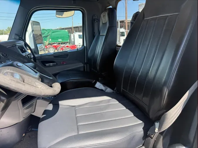 2017 Peterbilt 579