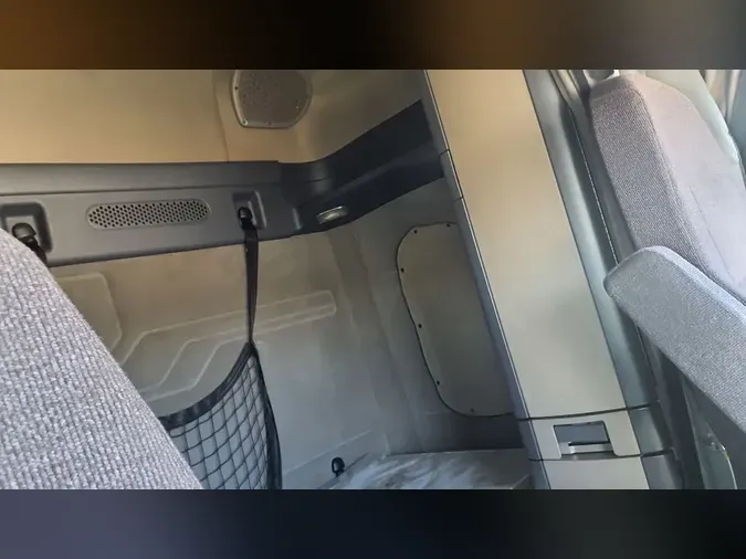 2020 FREIGHTLINER/MERCEDES CASCADIA 125