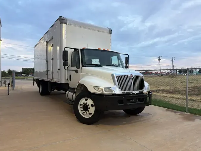 2019 NAVISTAR INTERNATIONAL 4300