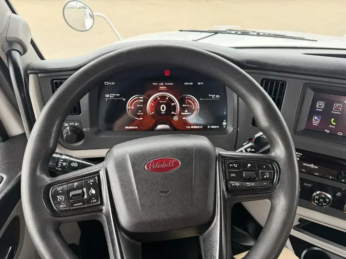 2023 Peterbilt 567
