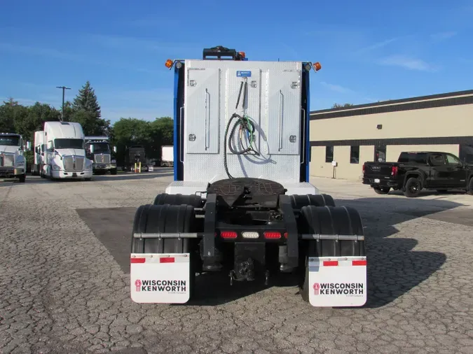2020 Peterbilt 567