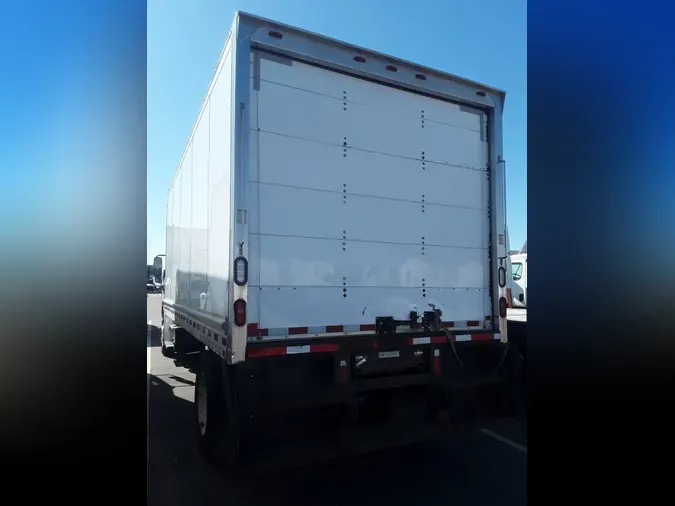 2016 FREIGHTLINER/MERCEDES M2 106