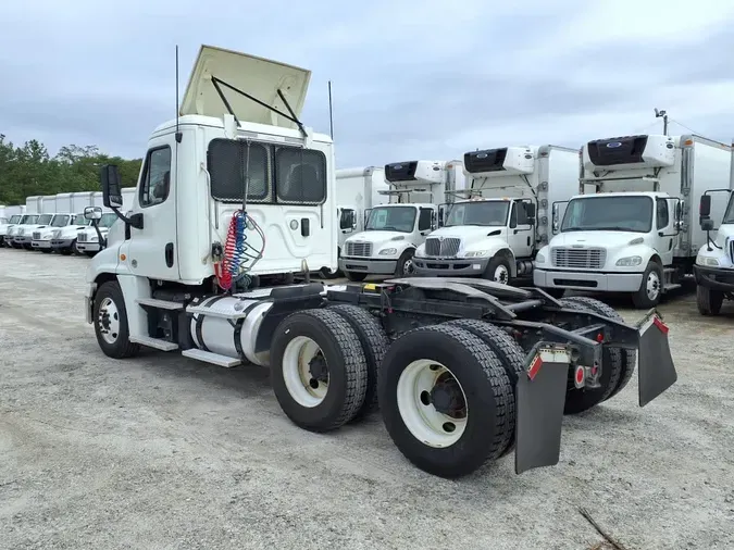 2017 FREIGHTLINER CASCADIA 125