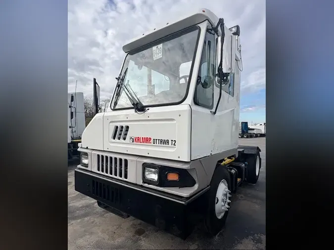 2017 KALMAR OTTAWA T2 4X2 DOT/EPA7a88f3738255895397f4cdfc7152de1c
