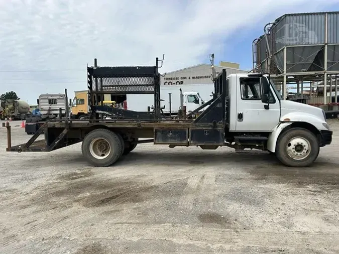 2013 INTERNATIONAL DURASTAR 4300