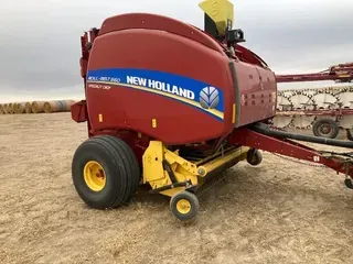2018 New Holland RB560