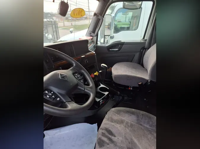 2019 NAVISTAR INTERNATIONAL LT625 SLPR CAB