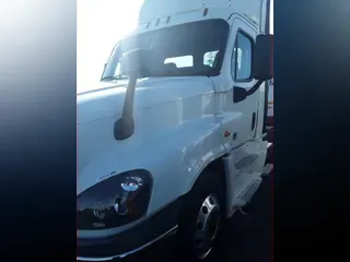 2016 Freightliner CASCADIA 125
