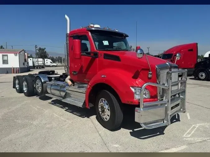 2019 Kenworth T880