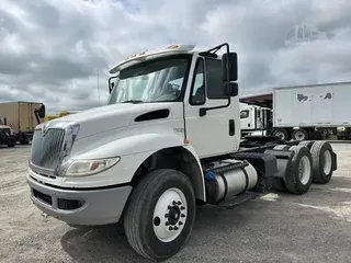 2017 INTERNATIONAL DURASTAR 4400