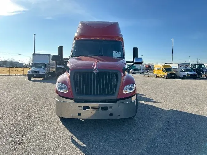 2019 International LT625