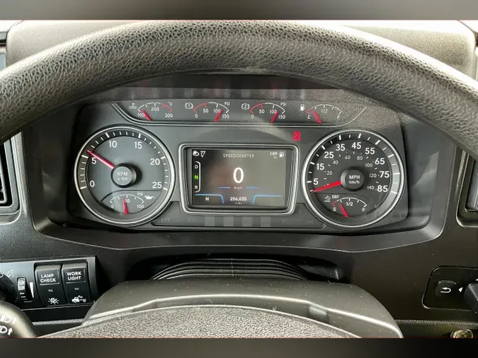 2023 INT LT625 6x4