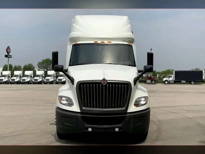 2022 INT LT625 6x4