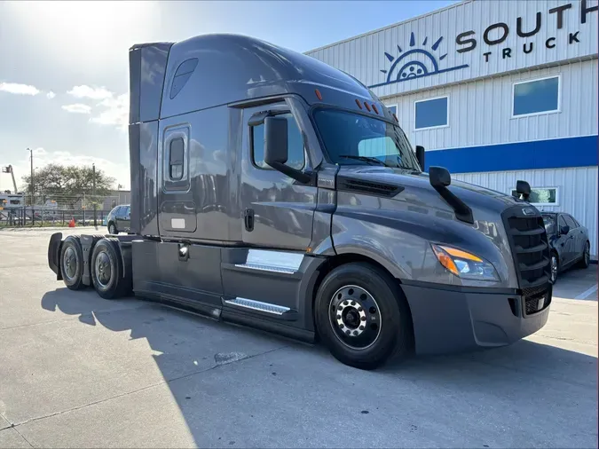 2021 Freightliner Cascadia 1267a9dfefbc6e4d89b7e773be1f9f9ecb5