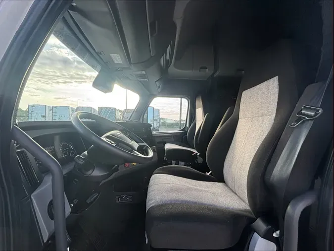 2021 Freightliner Cascadia 1267a9e472b193cb6fc4fbfd4112dab49b2