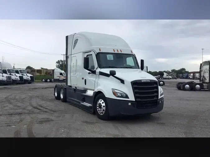 2023 Freightliner Cascadia 1267aa04853edf08d27d47e4dc0841a13ad