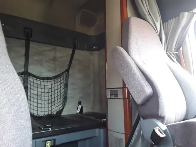 2020 FREIGHTLINER CASCADIA 125