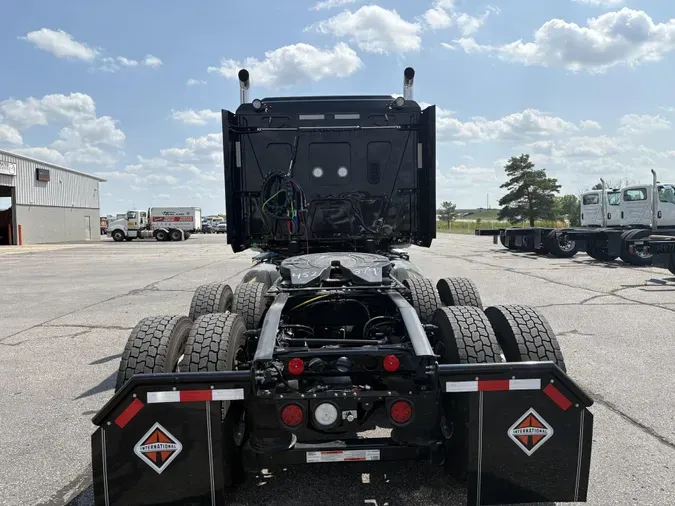 2027 International HX520 SLEEPER