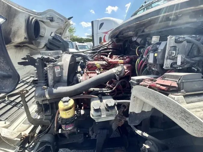 2020 FREIGHTLINER M2 106